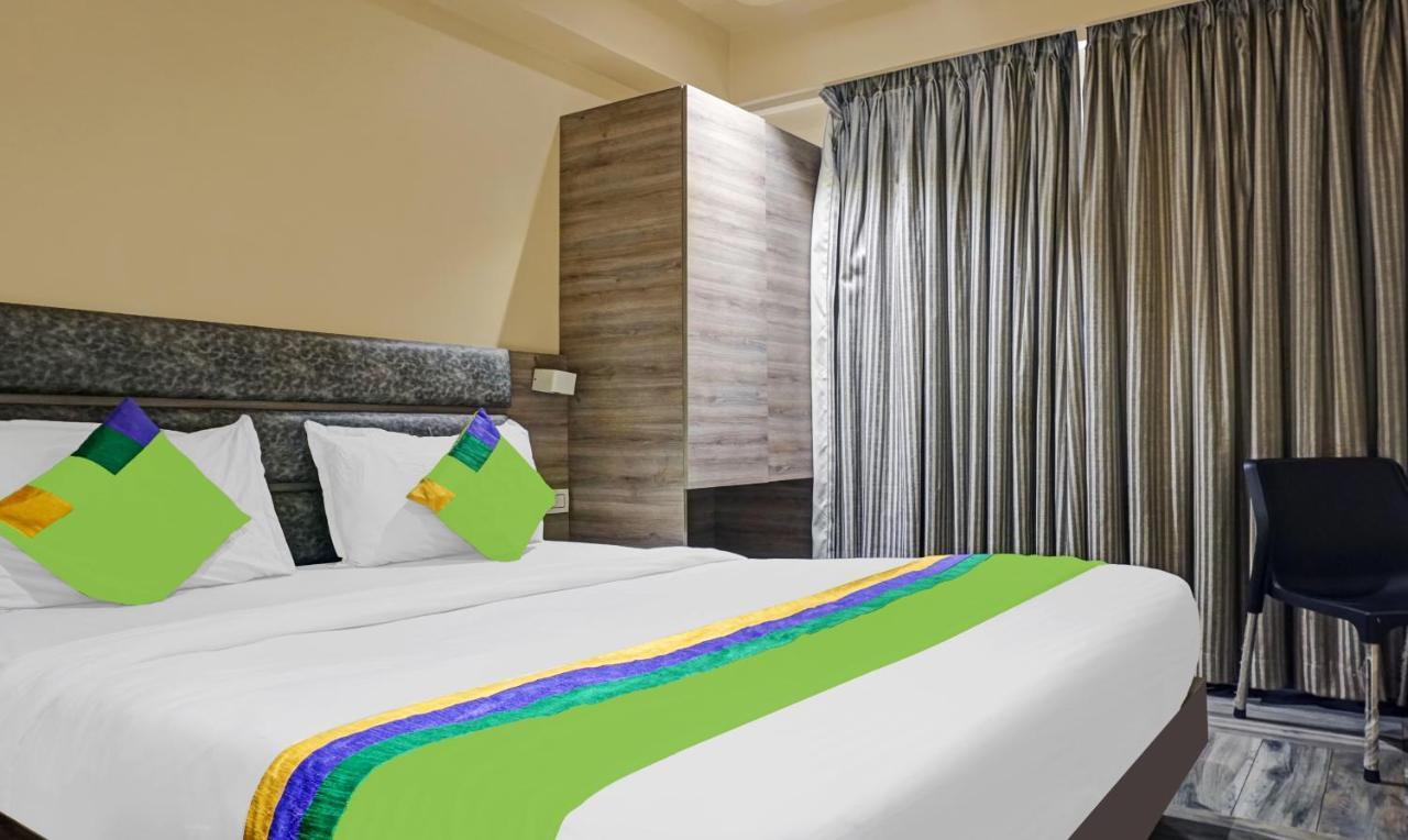 Treebo Classic Grande, Camp Pune Exterior photo