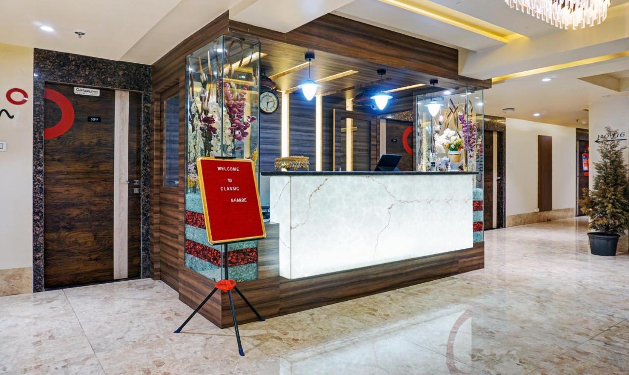 Treebo Classic Grande, Camp Pune Exterior photo